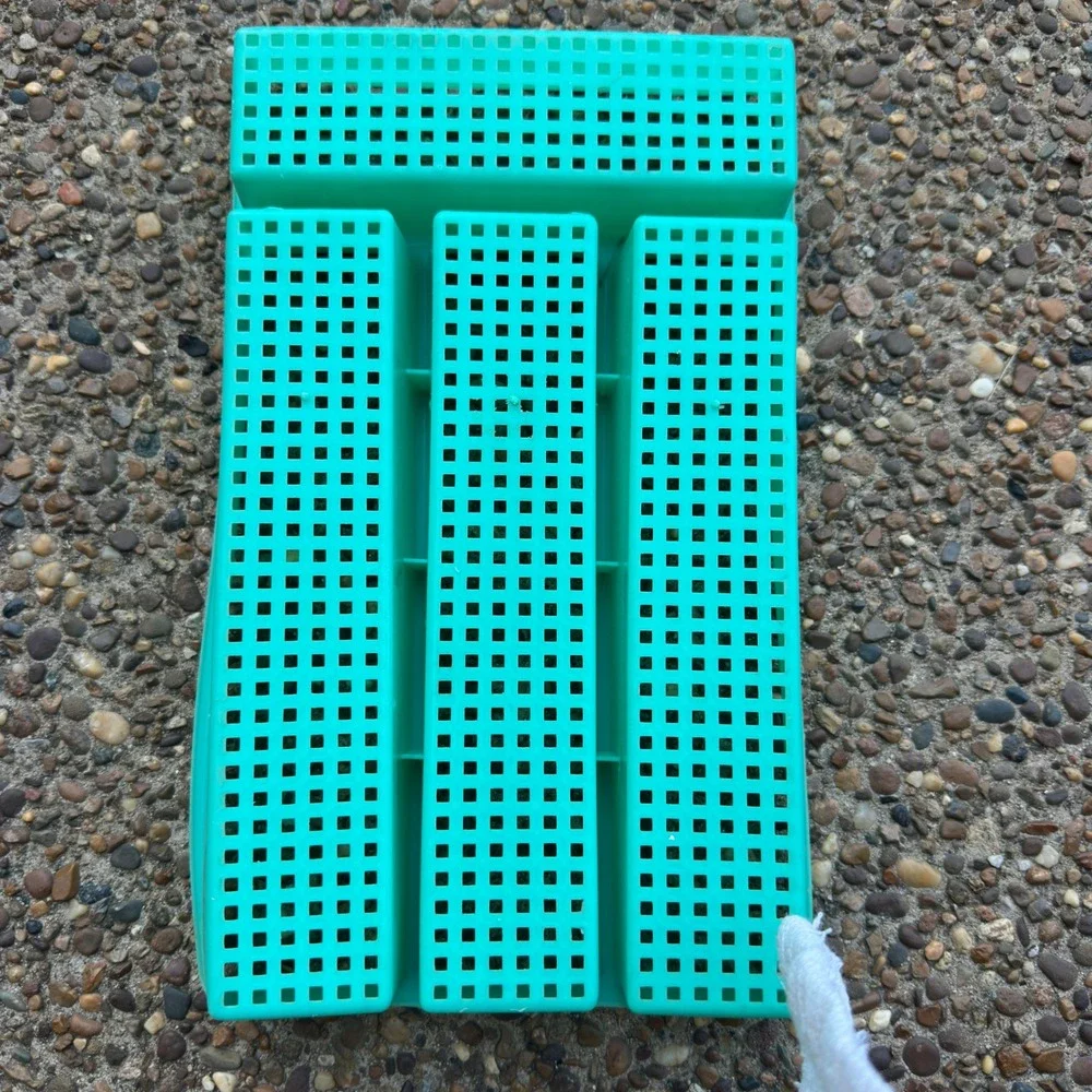 N/A vintage teal